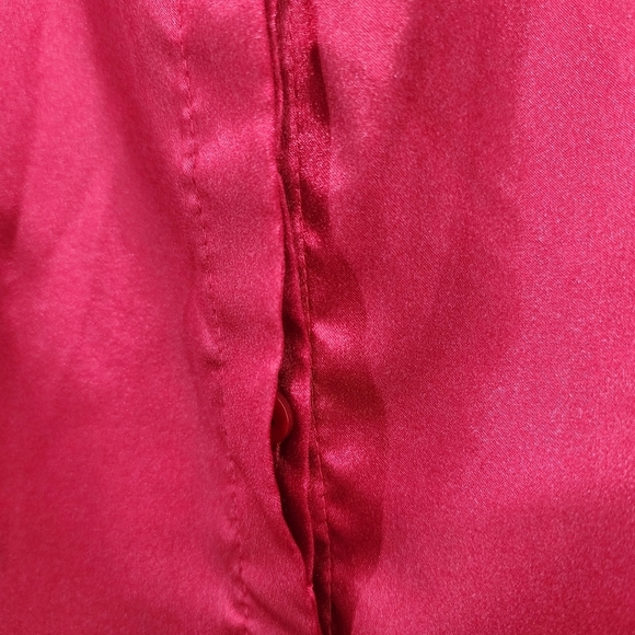 Paul Richard Women's Poly Stretch Satin Long Sleeves Button Through Shirt - Picture 5 of 8